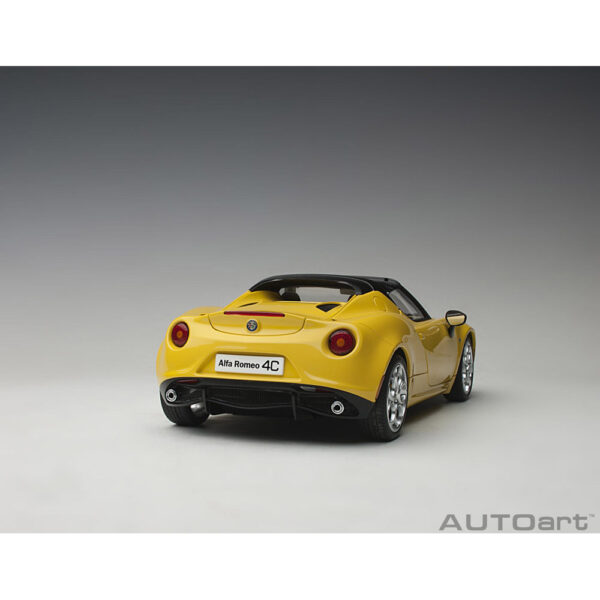 autoart - 1:18 alfa romeo 4c spider (giallo prototipo)