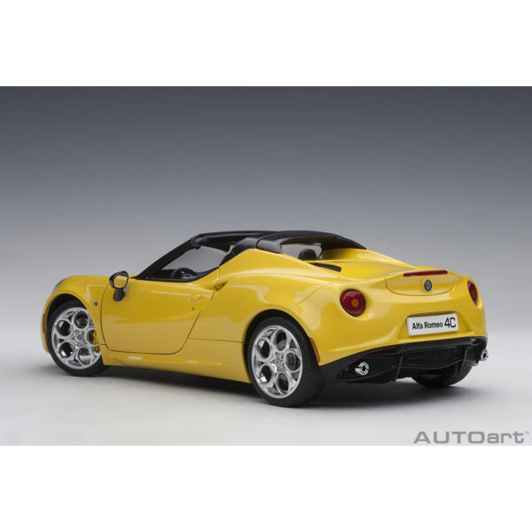 autoart - 1:18 alfa romeo 4c spider (giallo prototipo)