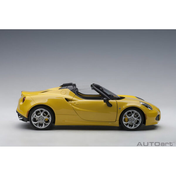 autoart - 1:18 alfa romeo 4c spider (giallo prototipo)