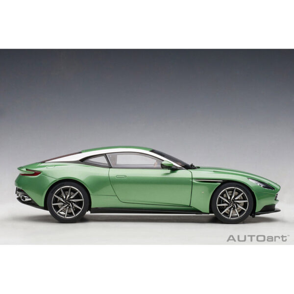 autoart - 1:18 aston martin db11 (apple tree green)