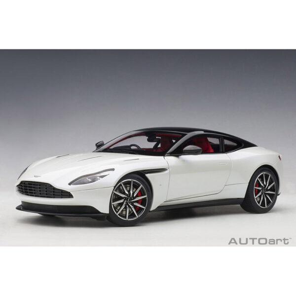 autoart - 1:18 aston martin db11 (morning frost white)