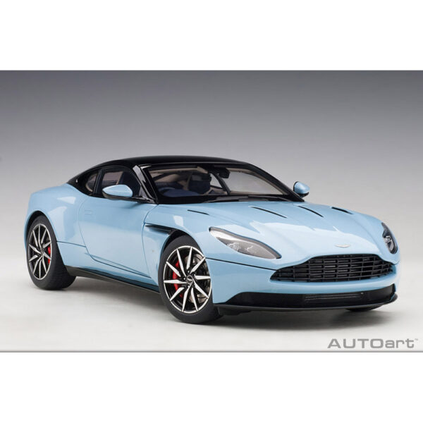 autoart - 1:18 aston martin db11 (q frosted glass blue)