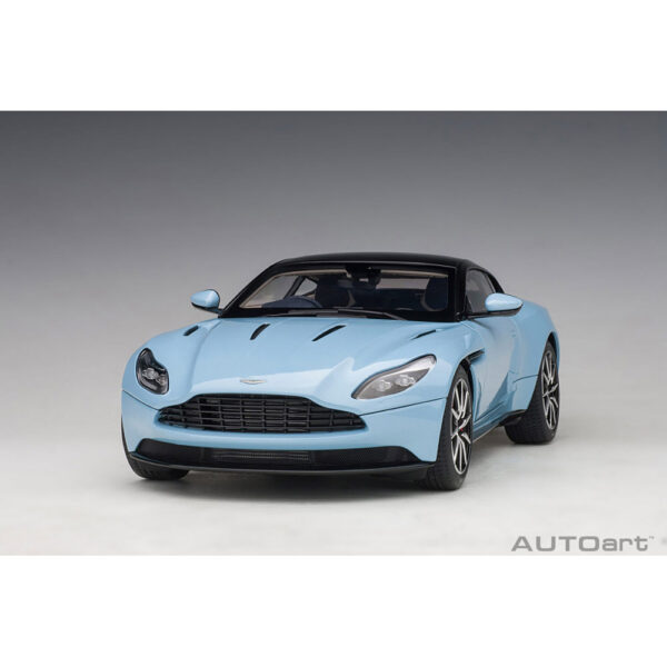 autoart - 1:18 aston martin db11 (q frosted glass blue)