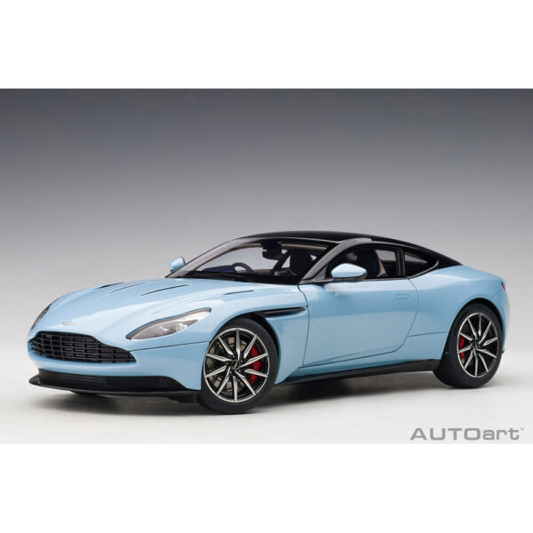 autoart - 1:18 aston martin db11 (q frosted glass blue)