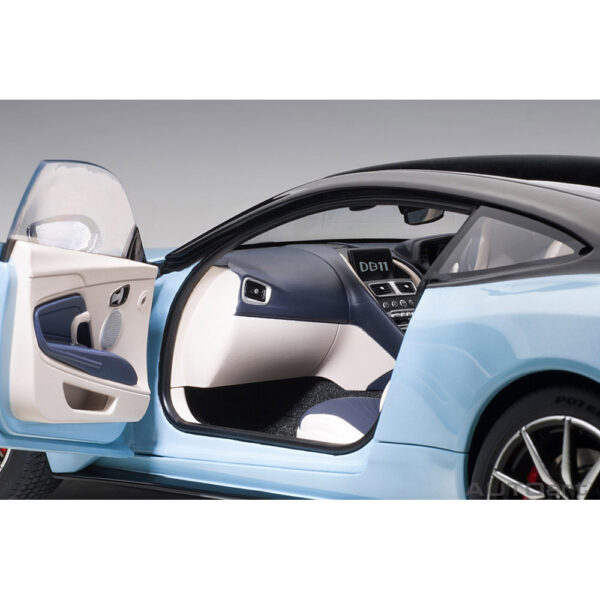 autoart - 1:18 aston martin db11 (q frosted glass blue)