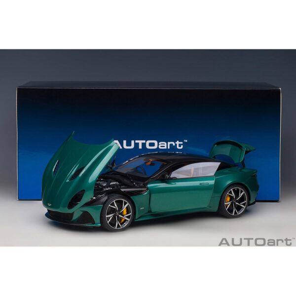 autoart - 1:18 aston martin dbs superleggera (aston martin racing green)