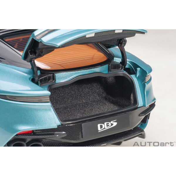 autoart - 1:18 aston martin dbs superleggera (caribbean pearl blue)