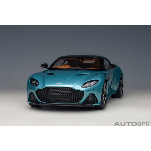 autoart - 1:18 aston martin dbs superleggera (caribbean pearl blue)