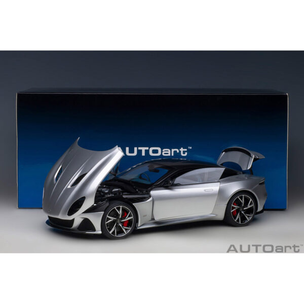 autoart - 1:18 aston martin dbs superleggera (lightning silver)