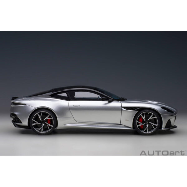 autoart - 1:18 aston martin dbs superleggera (lightning silver)
