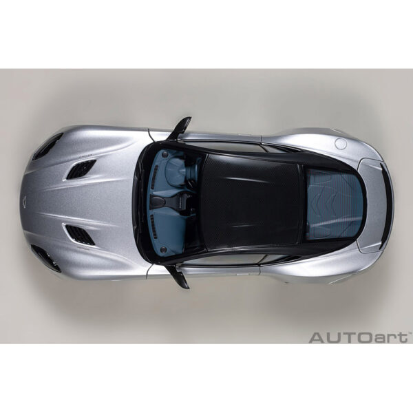 autoart - 1:18 aston martin dbs superleggera (lightning silver)