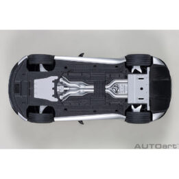 autoart - 1:18 aston martin dbs superleggera (lightning silver)