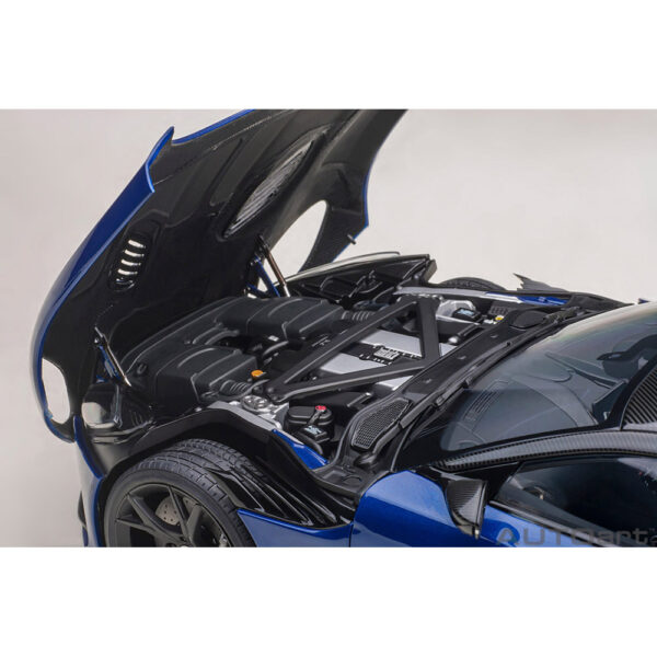 autoart - 1:18 aston martin dbs superleggera (zaffre blue)