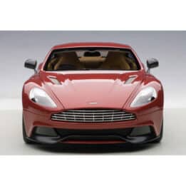 autoart - 1:18 aston martin vanquish 2015 (volcano red)