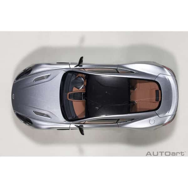 autoart - 1:18 aston martin vanquish s 2017 (lightning silver)