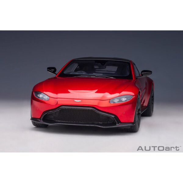 autoart - 1:18 aston martin vantage 2019 (hyper red)