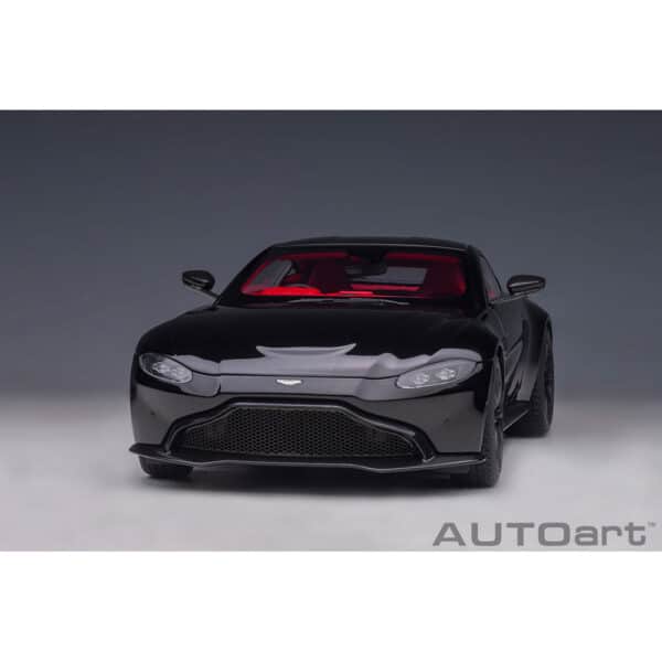 autoart - 1:18 aston martin vantage 2019 (jet black)