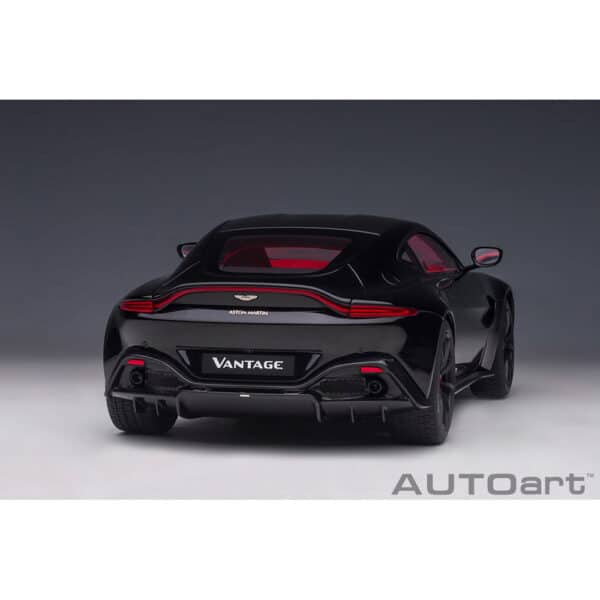 autoart - 1:18 aston martin vantage 2019 (jet black)