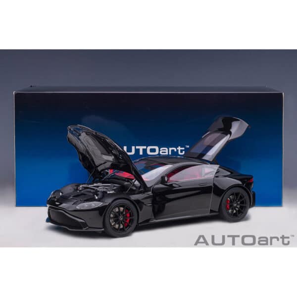 autoart - 1:18 aston martin vantage 2019 (jet black)
