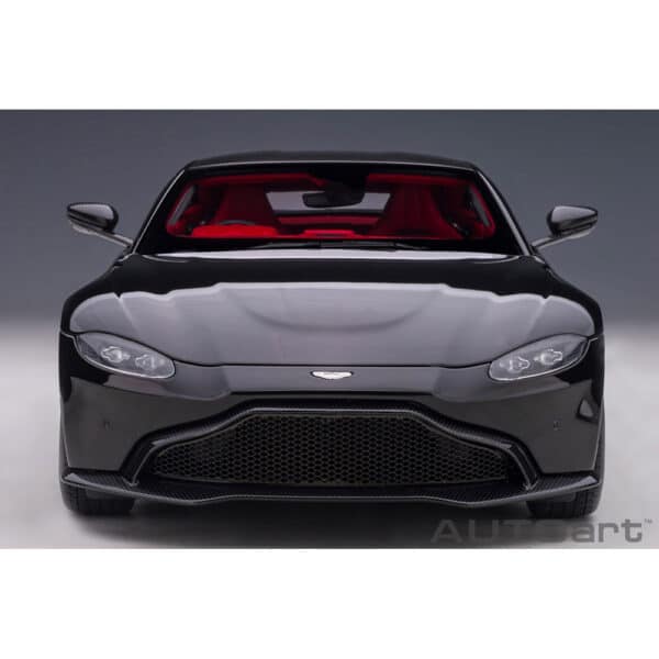 autoart - 1:18 aston martin vantage 2019 (jet black)