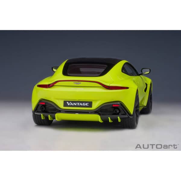 autoart - 1:18 aston martin vantage 2019 (lime essence)