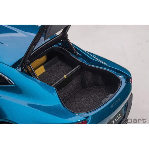 autoart - 1:18 aston martin vantage 2019 (ming blue)