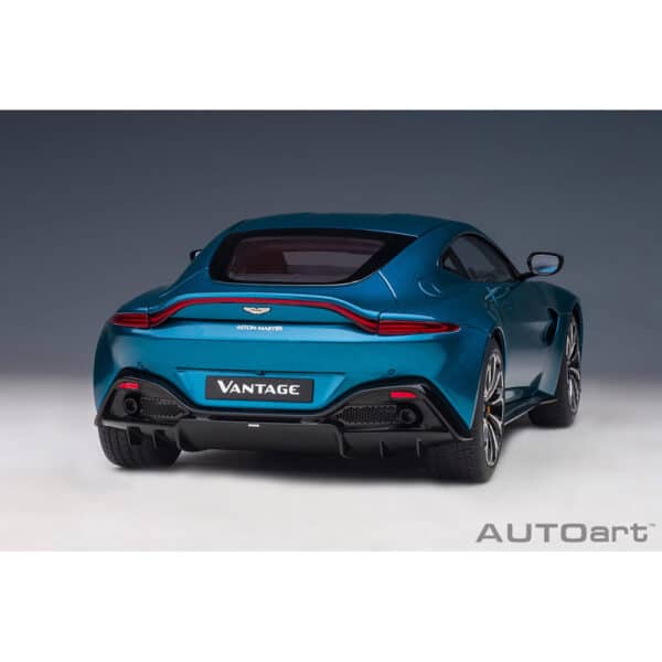 autoart - 1:18 aston martin vantage 2019 (ming blue)