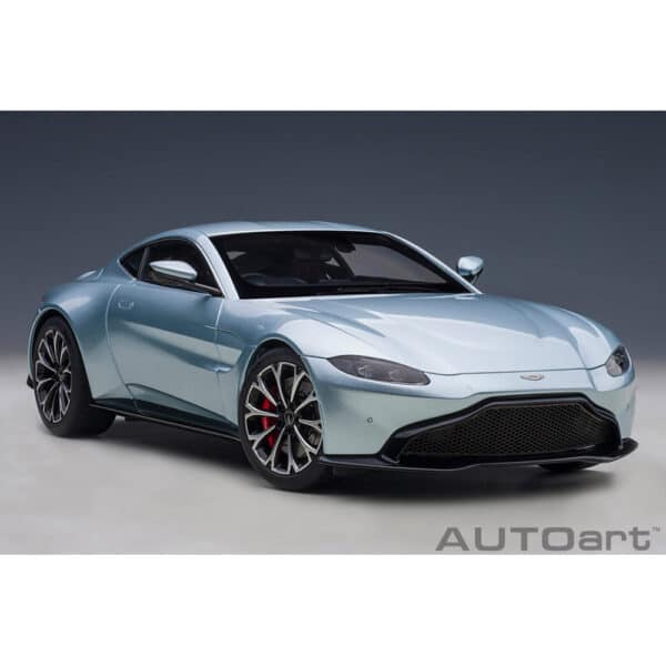 autoart - 1:18 aston martin vantage 2019 (skyfall silver)
