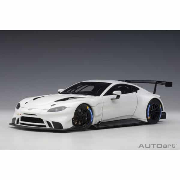 autoart - 1:18 aston martin vantage gte plain body version (white)