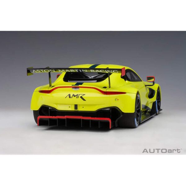 AUTOart - 1:18 Aston Martin Vantage GTE Presentation Car 24 autoart - 1:18 aston martin vantage gte presentation car