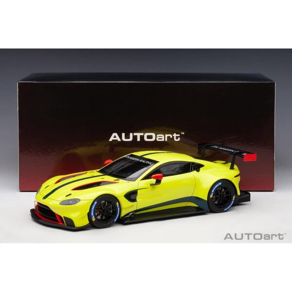 AUTOart - 1:18 Aston Martin Vantage GTE Presentation Car 25 autoart - 1:18 aston martin vantage gte presentation car