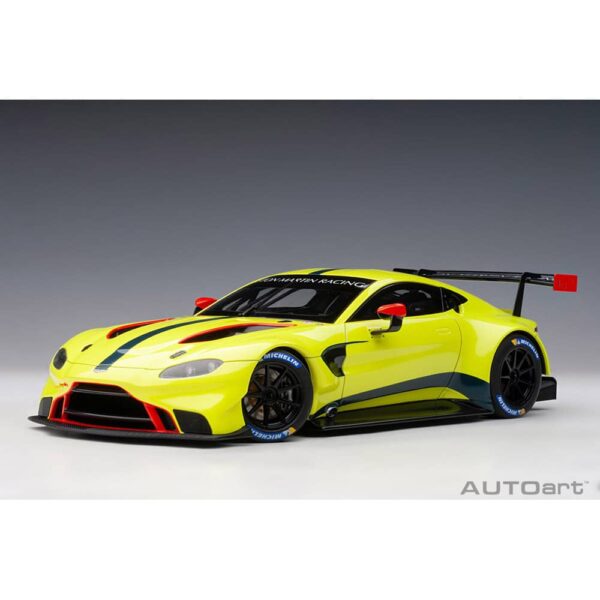 autoart - 1:18 aston martin vantage gte presentation car