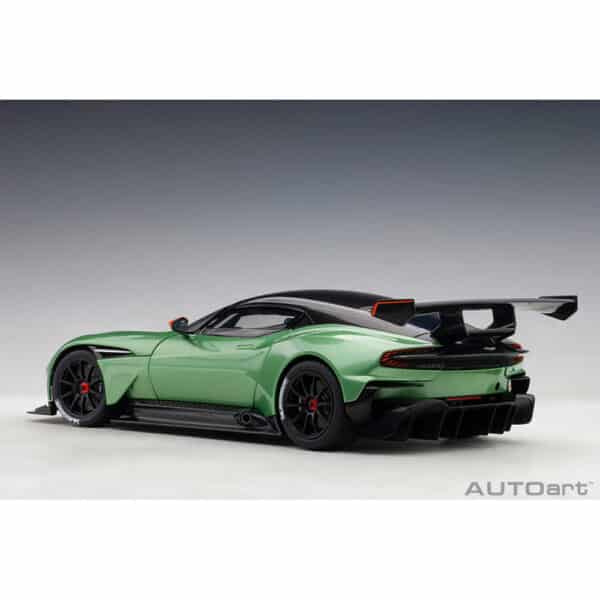autoart - 1:18 aston martin vulcan?(apple tree green metallic)