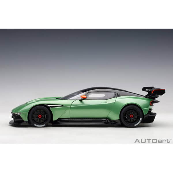 autoart - 1:18 aston martin vulcan?(apple tree green metallic)