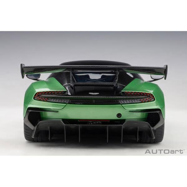 autoart - 1:18 aston martin vulcan?(apple tree green metallic)
