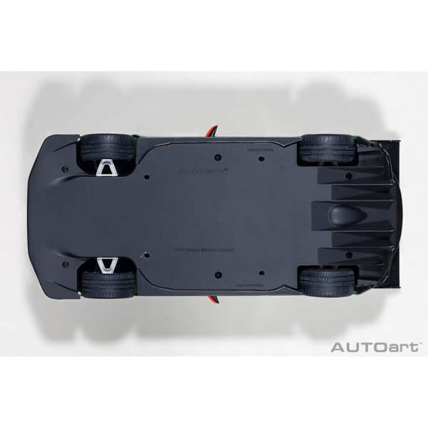 autoart - 1:18 aston martin vulcan?(apple tree green metallic)