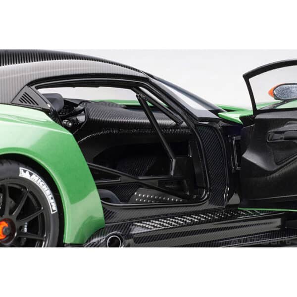 autoart - 1:18 aston martin vulcan?(apple tree green metallic)