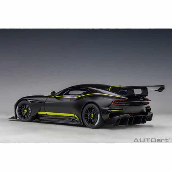 autoart - 1:18 aston martin vulcan?(matt black)