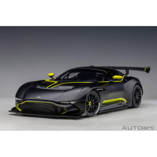 autoart - 1:18 aston martin vulcan?(matt black)