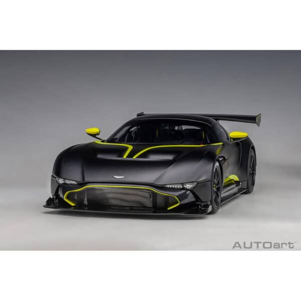 autoart - 1:18 aston martin vulcan?(matt black)
