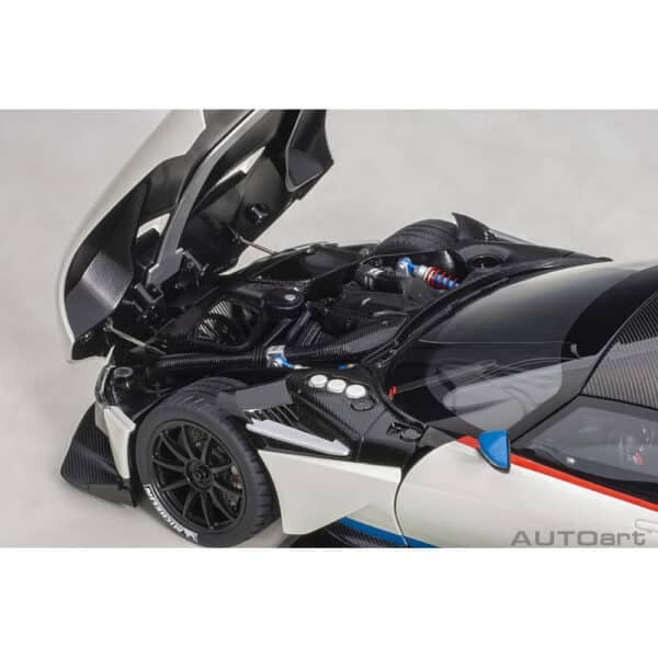 autoart - 1:18 aston martin vulcan?(stratus white)