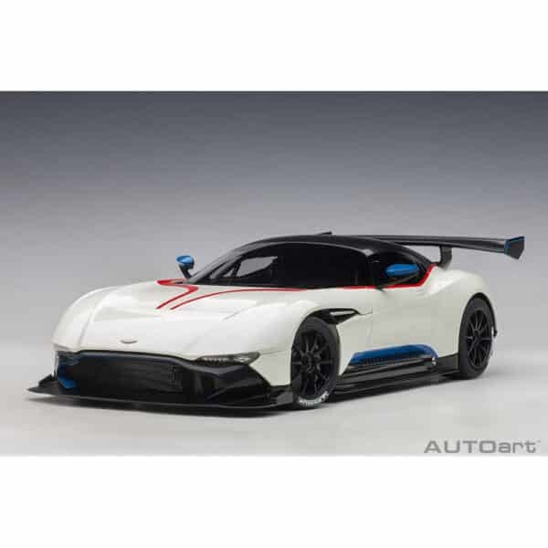 autoart - 1:18 aston martin vulcan?(stratus white)