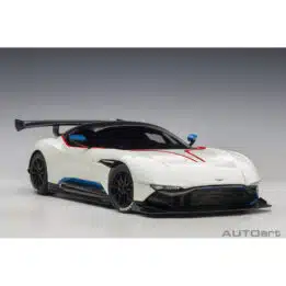 autoart - 1:18 aston martin vulcan?(stratus white)