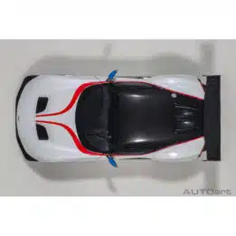 autoart - 1:18 aston martin vulcan?(stratus white)