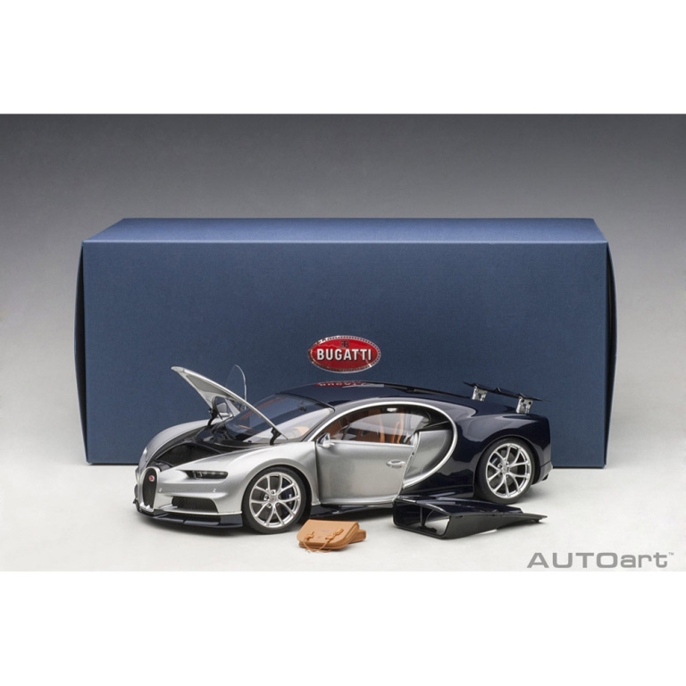 autoart - 1:18 bugatti chiron (argent silver/atlantic blue)