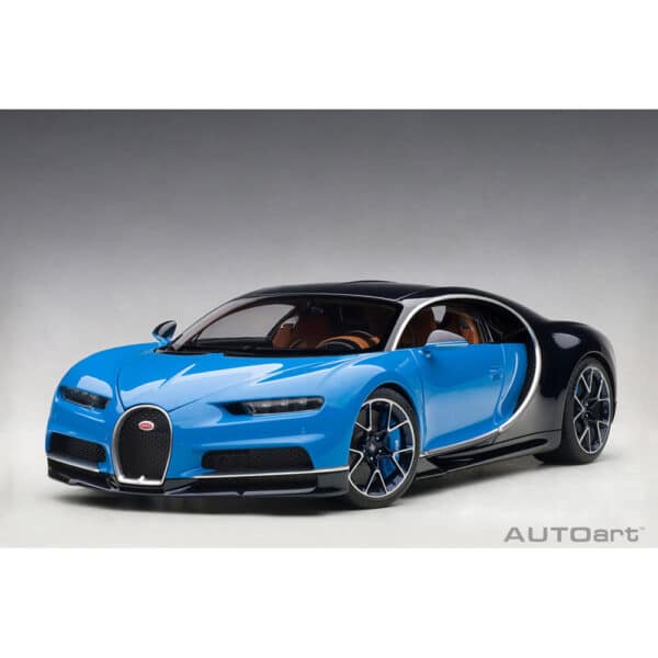 autoart - 1:18 bugatti chiron (french racing blue/atlantic blue)