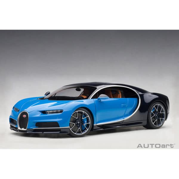 autoart - 1:18 bugatti chiron (french racing blue/atlantic blue)