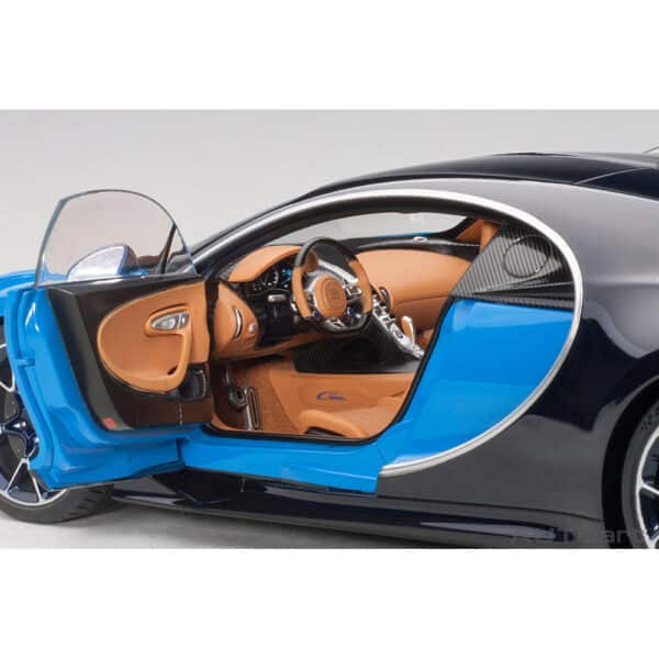 autoart - 1:18 bugatti chiron (french racing blue/atlantic blue)