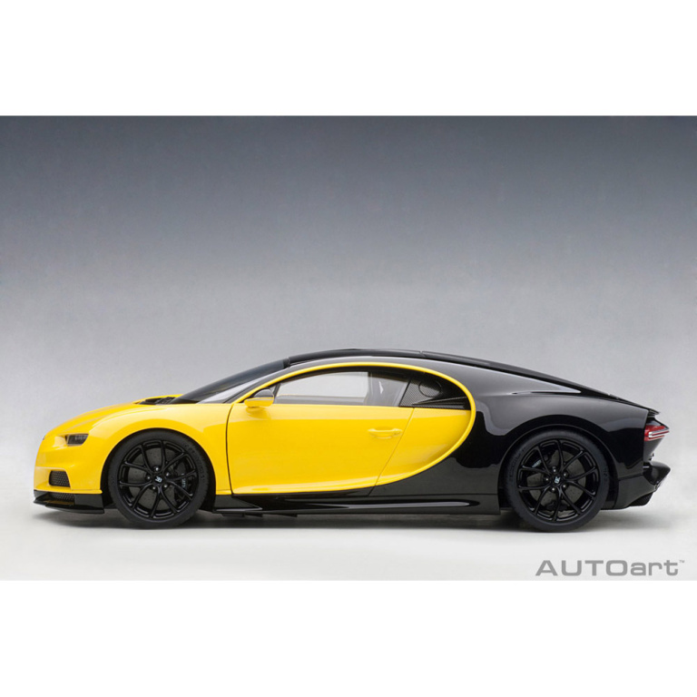 autoart - 1:18 bugatti chiron (jaune molsheim/nocturne black)
