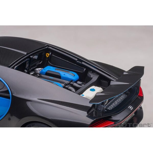 AUTOart - 1:18 Bugatti Chiron Sport (French Racing Blue/Carbon) 33 autoart - 1:18 bugatti chiron sport (french racing blue/carbon)